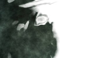 Beyaz arkaplanda soyut renkli suluboya. Dijital resim.