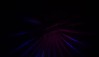 Hareket halindeki ışık parçacıkları, siyah arkaplanda parlayan çok renkli ışınlar yaratıyor. Enerji dolu parıldayan ışıklar duvar kağıdı.