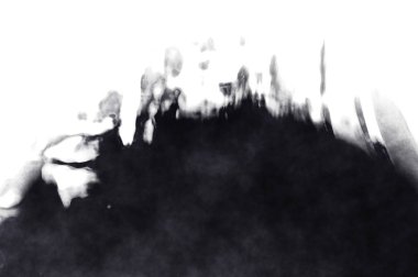 Beyaz arkaplanda soyut renkli suluboya. Dijital resim.