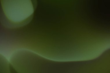 Soyut arkaplan. Sihirli enerji ve ışık hareketinin fraktal dalgaları. Parlayan ışık şekillerinin renkli duvar kağıdı şablonu.