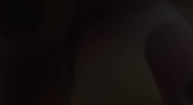 Soyut arkaplan. Sihirli enerji ve ışık hareketinin fraktal dalgaları. Parlayan ışık şekillerinin renkli duvar kağıdı şablonu.