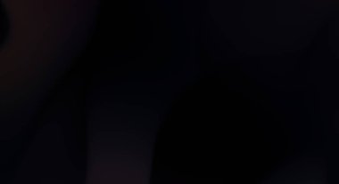 Soyut arkaplan. Sihirli enerji ve ışık hareketinin fraktal dalgaları. Parlayan ışık şekillerinin renkli duvar kağıdı şablonu.