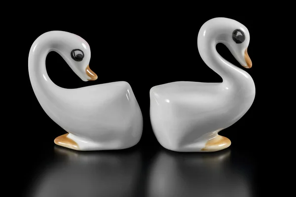 Figurines of white geese — Stock Photo, Image