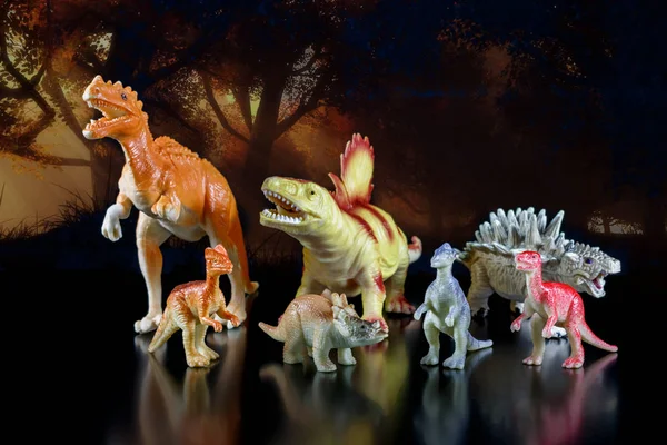 Modelos de brinquedo de dinossauros — Fotografia de Stock