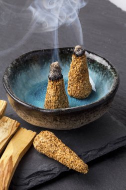 Palo Santo (kutsal ağaç) tütsü