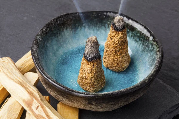 Palo Santo (kutsal ağaç) tütsü