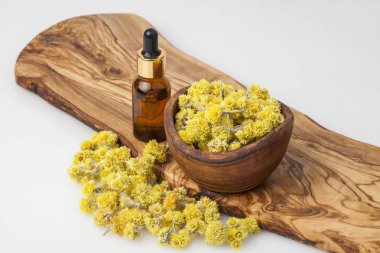 Cüce everlast çiçekler