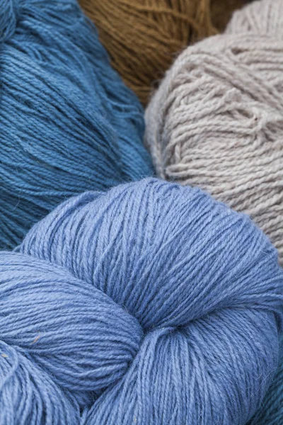 Handmade wool yarn — Stock Photo, Image