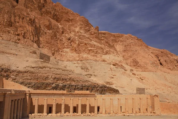 Başına Tapınağı, Mısır