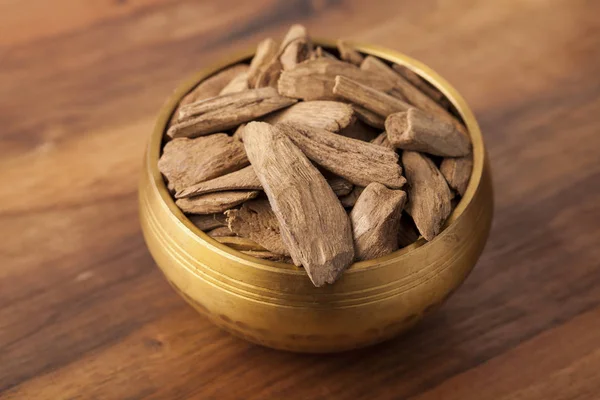 Agarwood tütsü cips