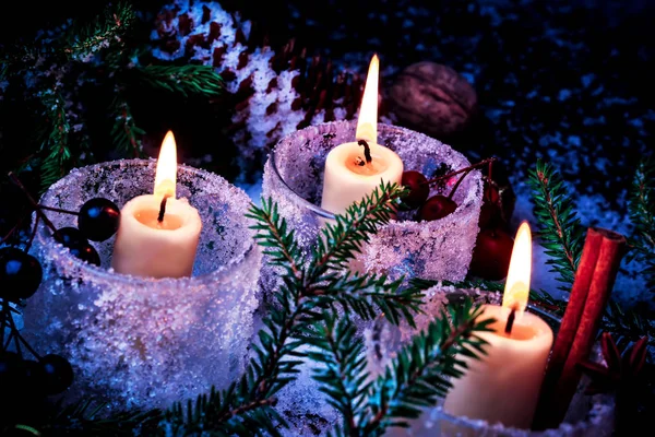 Fondo de cuento de hadas de Navidad con velas Soft focus — Foto de Stock