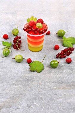 taze berry jöleli tatlı yararlı ışık