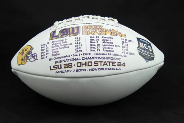 Weaverville May Lsu Ohio State Football 2007 Championship Game Ball — стокове фото