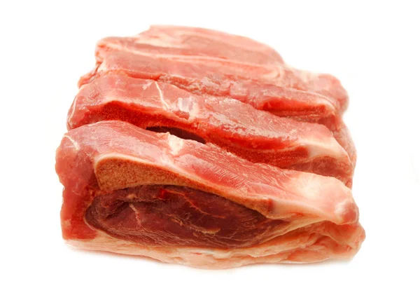 Taze domuz kaburga üzerinde beyaz