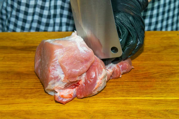 Female Hands Black Gloves Cut Juicy Pieces Pork — Stock Photo, Image