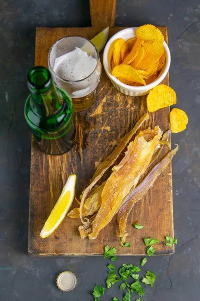 Dried Tuna Fillet Beer Lemon Potato Chips Dark Wooden Board — Stock Photo, Image