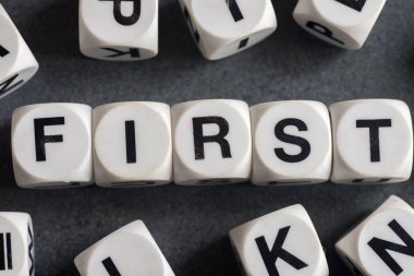 kelime ilk oyuncak küpleri