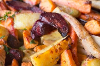 pişmiş vegegetables kökleri makro