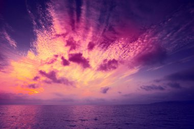 Denizin Üzerinde Gün Doğumu