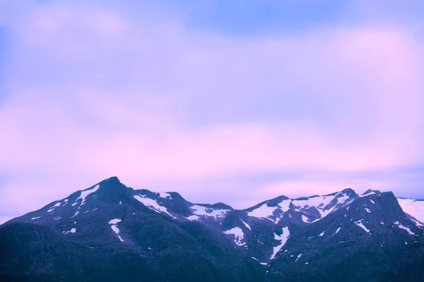 Κορυφές Των Βουνών Παγετώνες Όμορφη Φύση Της Νορβηγίας — Φωτογραφία Αρχείου
