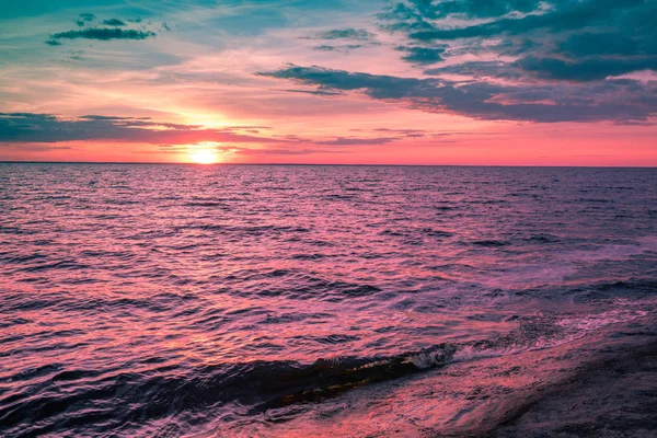 Kouzelný Růžový Západ Slunce Nad Mořem — Stock fotografie