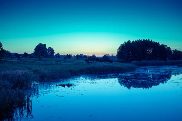 Buongiorno Sul Lago Paesaggio Rurale — Foto Stock