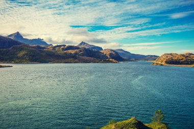 Panoramik fiyort. Lofoten Adaları, Norveç