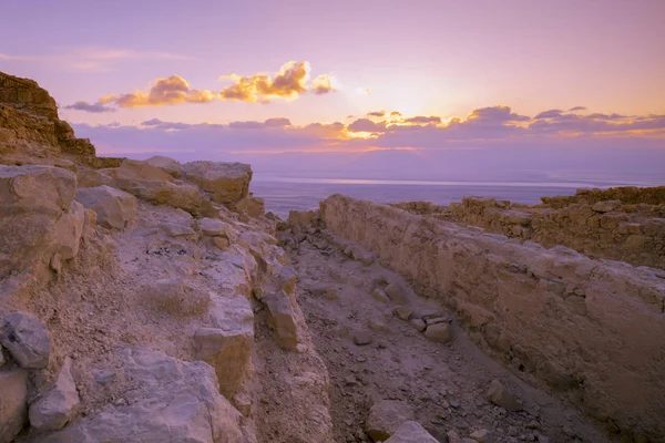 Hermoso Amanecer Púrpura Sobre Fortaleza Masada Ruinas Del Palacio Del —  Fotos de Stock