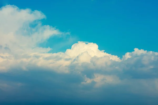 Голубое Небо Фоне Белых Облаков Абстрактная Природа — стоковое фото