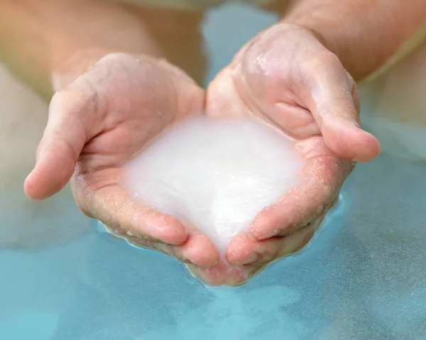 Dead Sea Salt Male Hands — Stock Photo, Image