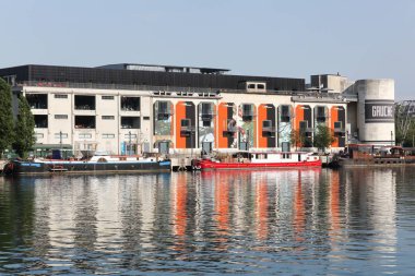 İzdiham Lyon görünümü ile eski ticaret