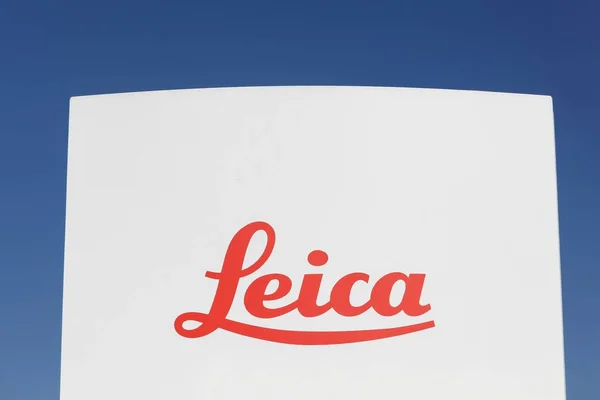 Leica schild auf einer tafel — Stockfoto