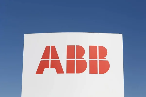 ABB-logotypen på en panel — Stockfoto