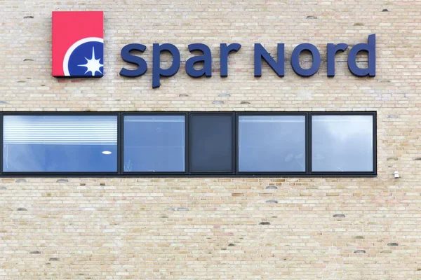 Logotipo Spar Nord en una pared — Foto de Stock