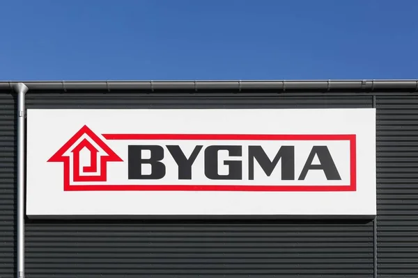 Logo Bygma en una pared — Foto de Stock