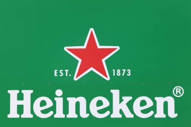 Heineken logosu bir duvar