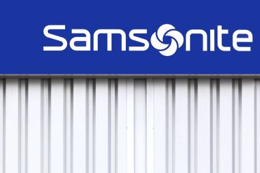 Bremen, Almanya - 2 Temmuz 2017: Samsonite logosu bir duvar. Bir Amerikan Bagaj üretici ve perakendeci, küçük tuvalet çanta ve çantalar büyük bavul kadar ürünleri ile Samsonite olduğunu