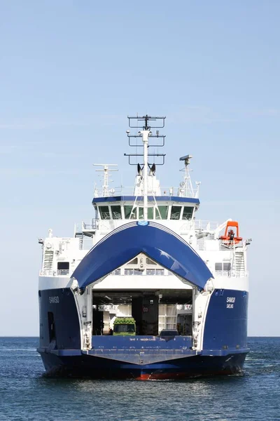 Hou Denmark April 2015 Ferry Navigating Harbor Hou Odder Jutland — Stock Photo, Image