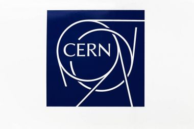 Meyrin, İsviçre - 1 Ekim 2017: Avrupa Örgütü nükleer araştırma Cern dünyanın en büyük parçacık fiziği laboratuarında çalışan bir Avrupa Araştırma Örgütü olarak bilinen