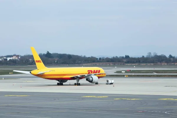 Lyon Franz März 2018 Dhl Flugzeug Auf Dem Flughafen Lyon — Stockfoto