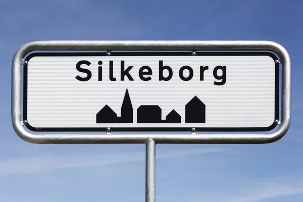 Znak Drogowy Miasta Silkeborg Danii — Zdjęcie stockowe