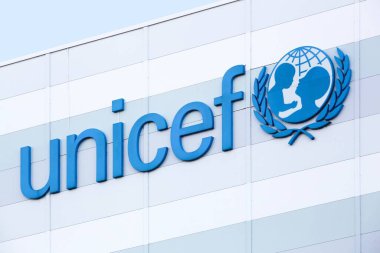 Kopenhag, Danimarka - 10 Eylül 2017: Kopenhag 'daki Unicef deposu. Unicef, çocuk ve annelere insani ve gelişimsel yardım sağlayan bir Birleşmiş Milletler programıdır.