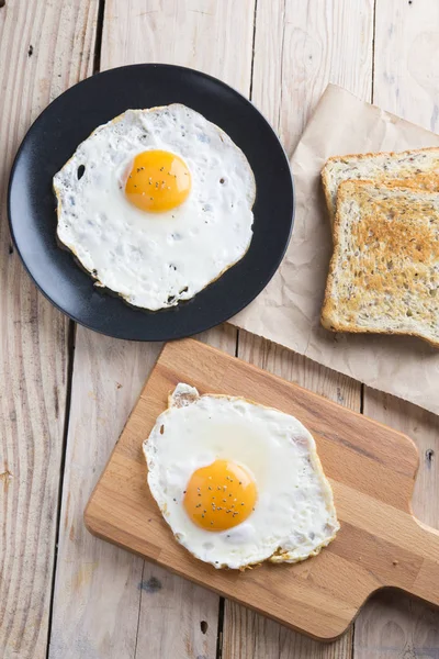 Eggs fried — Stock Photo, Image