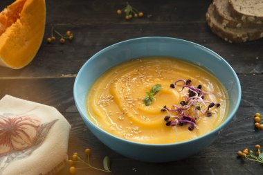 Balkabağı kremi Yeni Konsept, 3 boyutlu etki