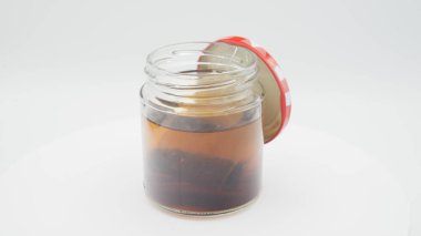 Rooibos çayı izole edilmiş.