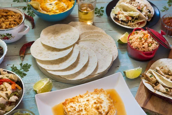 Tradicional comida mexicana — Fotografia de Stock