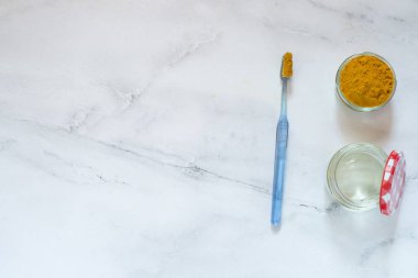 zerdeçal Yapıştır