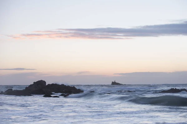 Sten vid havets strand — Stockfoto