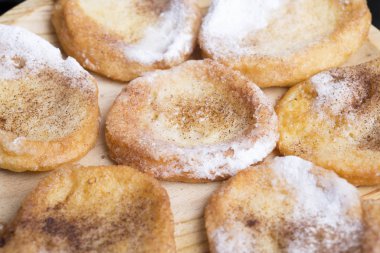 torrijas, tipik İspanyol tatlı için Oruç ve Paskalya