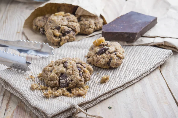 Homemade Chocolate Chip Cookies with Walnuts — Stock Photo, Image